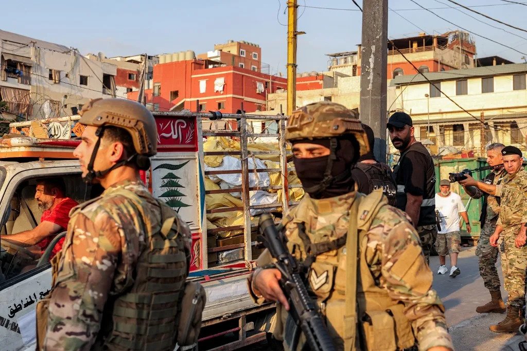 Lebanese Army begins disarmament campaign of Palestinian fractions in refugee camp