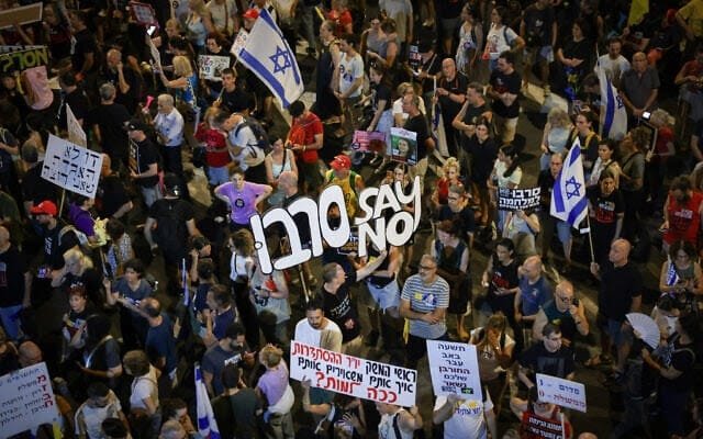 Mass protest in Tel Aviv against Netanyahu’s plan to takeover Gaza city