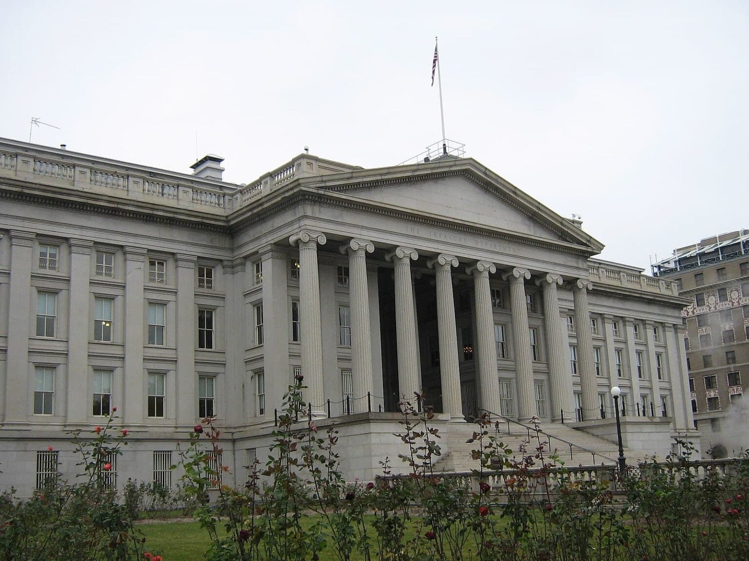 US temporarily lifts sanctions on Russian transactions to facilitate Alaska peace talks