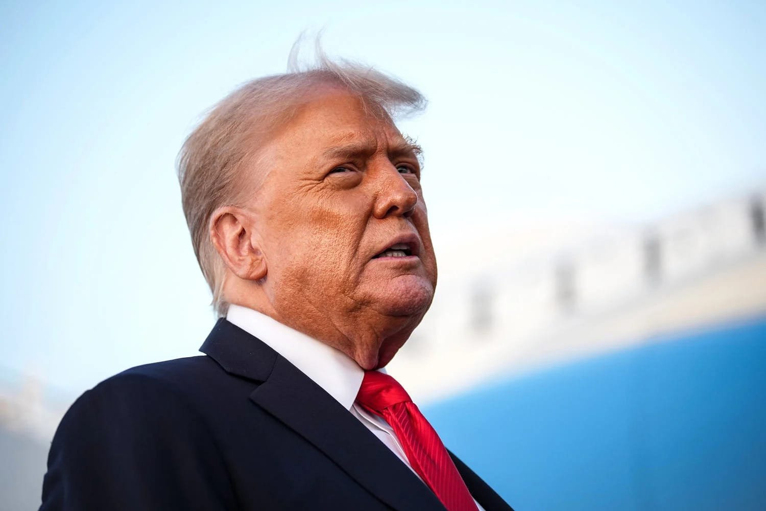 Trump urged the EU to impose 100% tariffs on China, India to pressure Russia  — FT