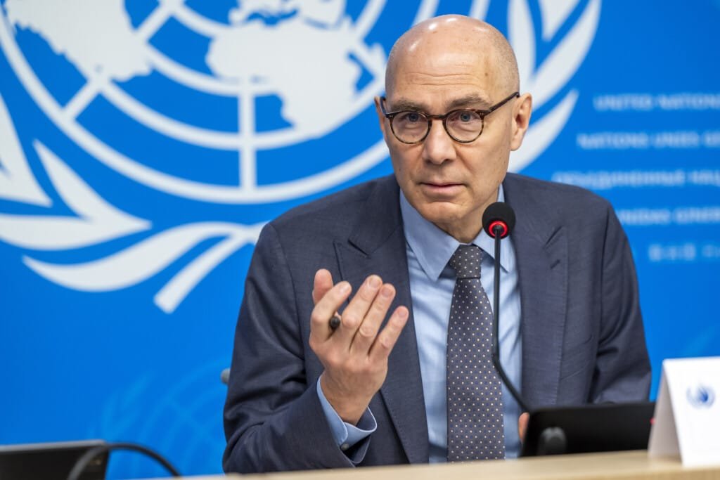 Rules of war 'being shredded' worldwide, says UN human rights chief
