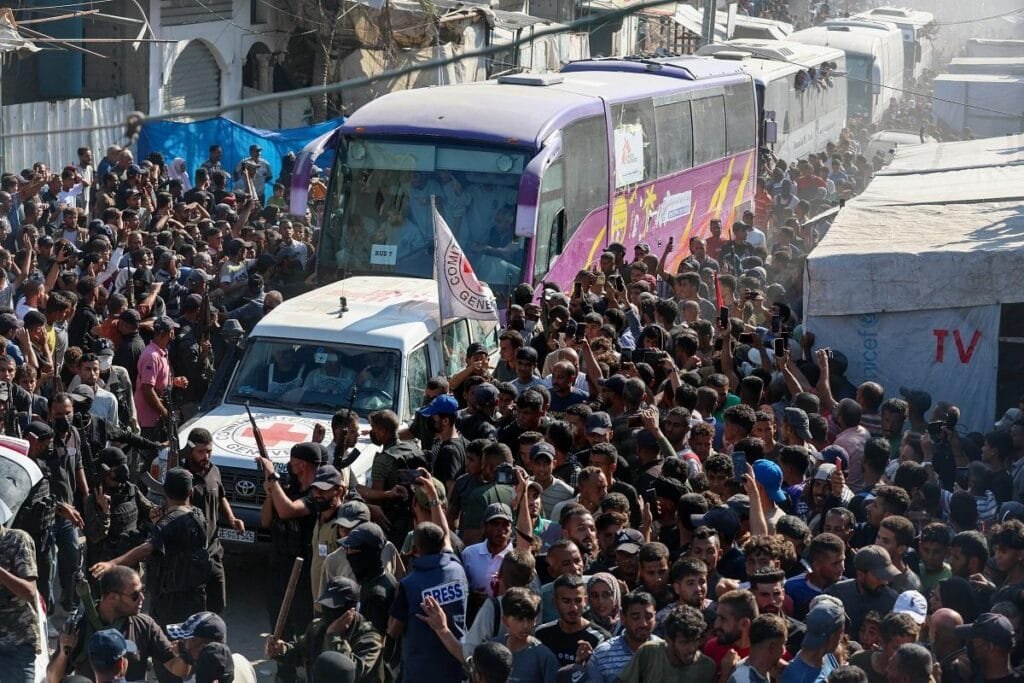 All 20 living Israeli hostages freed; over 1,900 Palestinian prisoners released under Gaza ceasefire deal