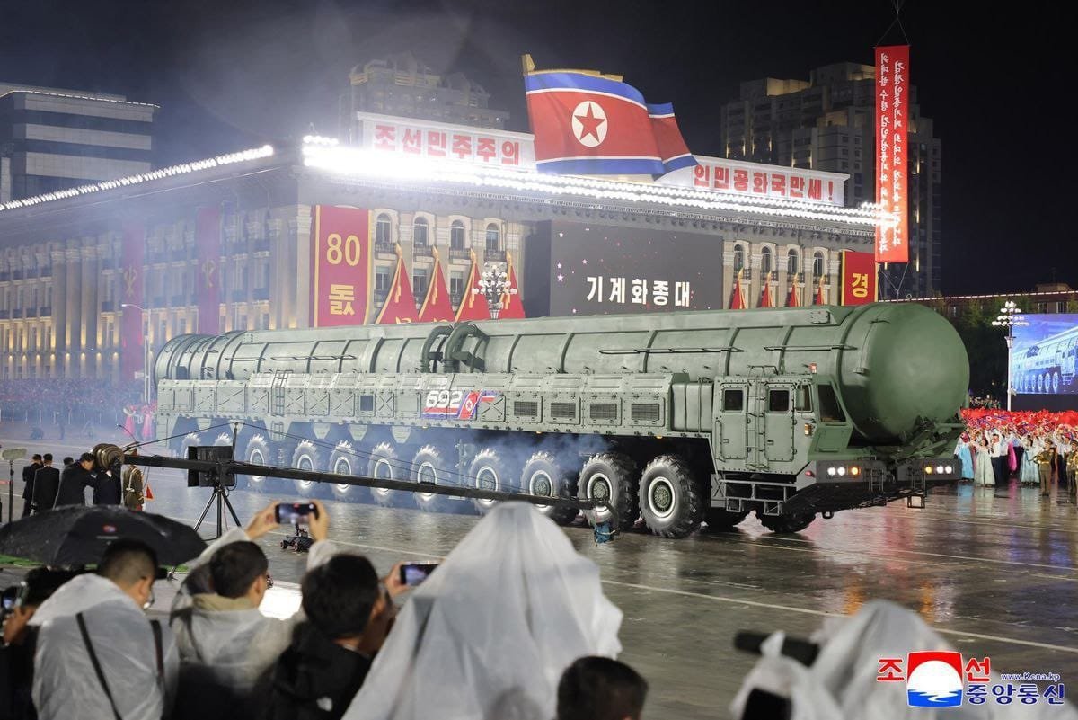 Military parade in Pyongyang: Kim unveils new Hwasong-20 intercontinental ballistic missile