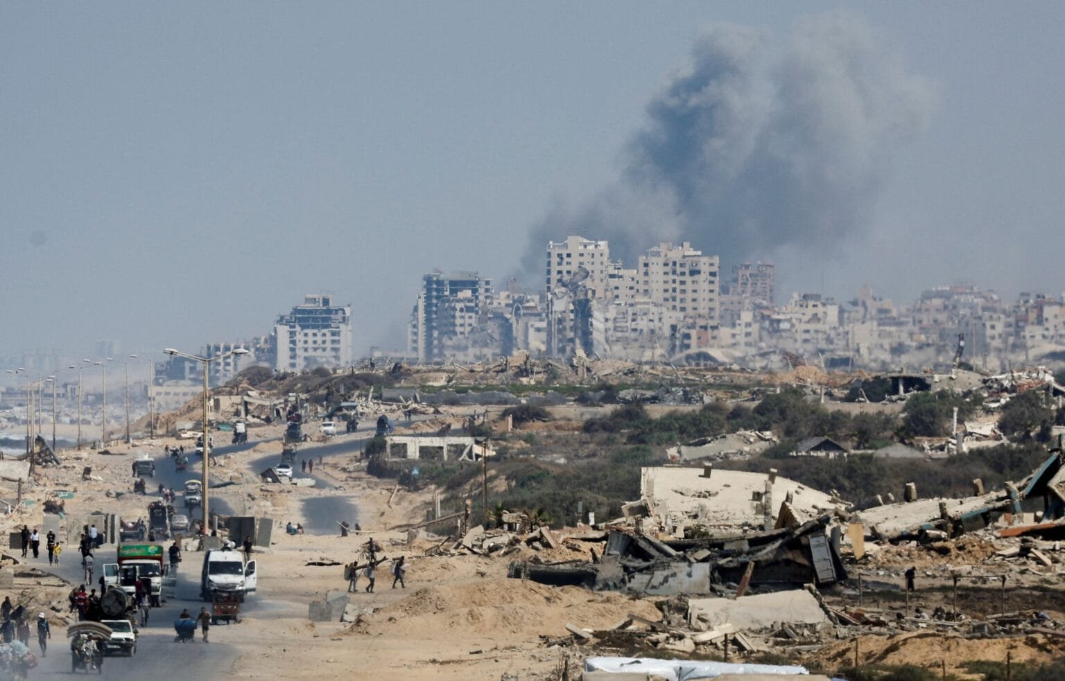 Trump tells Israel to stop bombing Gaza after Hamas accepts parts of peace proposal