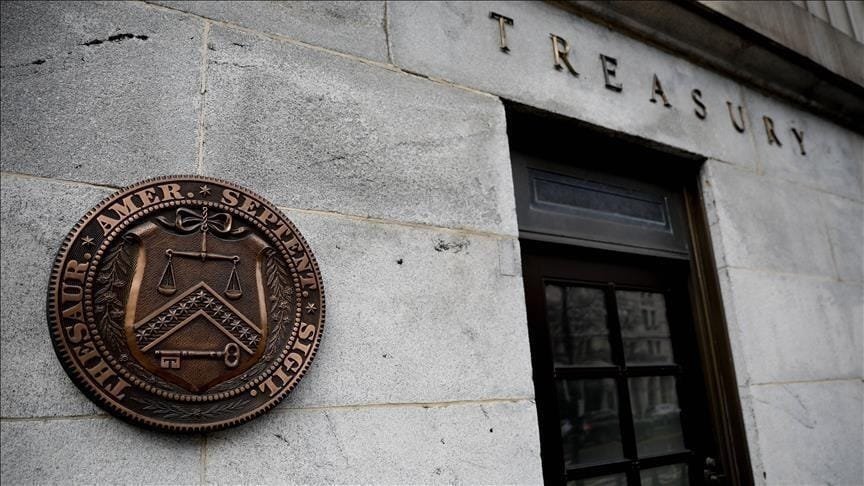 US slaps sanctions on dozens over links to Iran oil exports